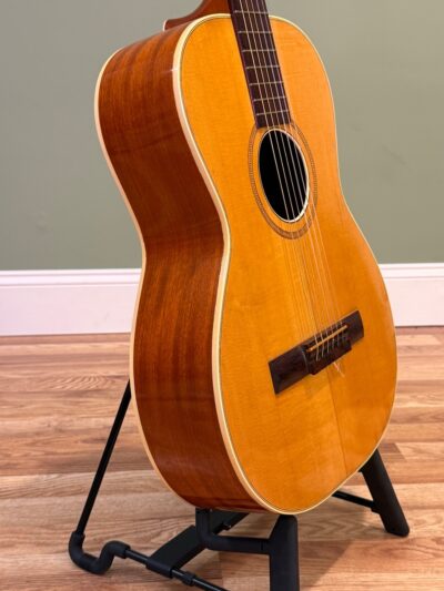 1950s Carlo Robelli Classical Acoustic Guitar Made in Sweden