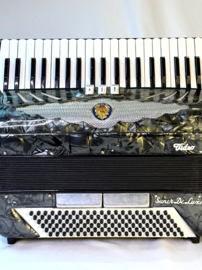 Vintage 1950s Video Super De Luxe Accordion 41/120 Crucianelli Pancordion Italy