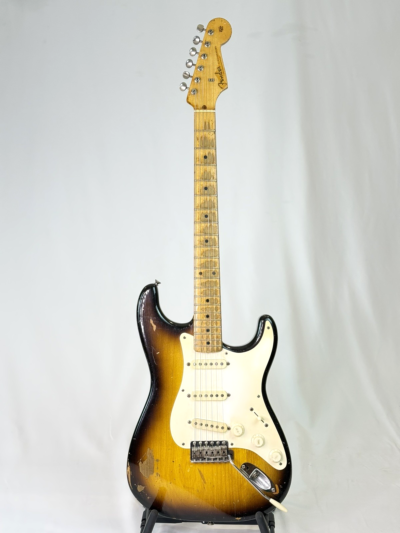 1957 Fender Stratocaster - Sunburst w/ OHSC Vintage - SEE VIDEO